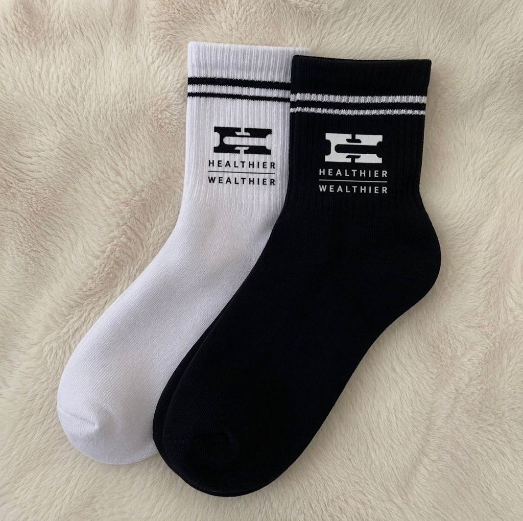 healthier wealthier crew socks set